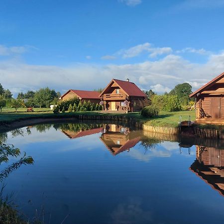 Lindiki Hotel Salaspils Buitenkant foto