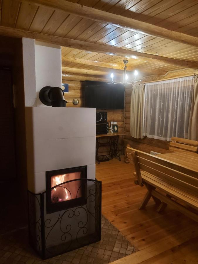 Lindiki Hotel Salaspils Buitenkant foto