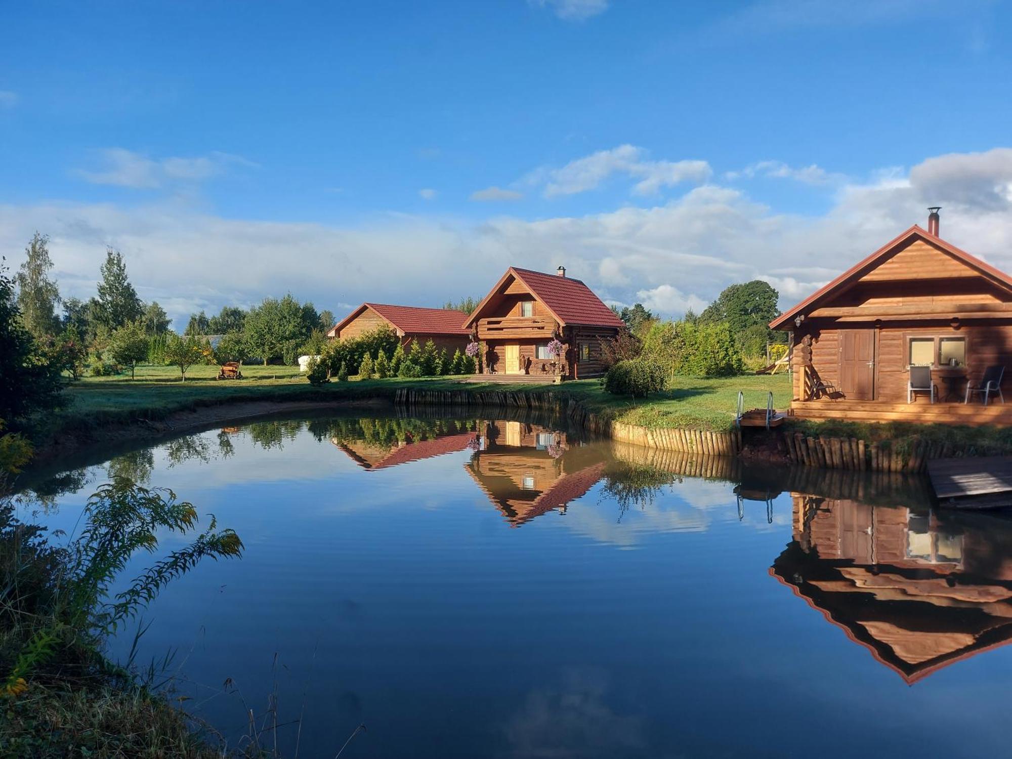 Lindiki Hotel Salaspils Buitenkant foto