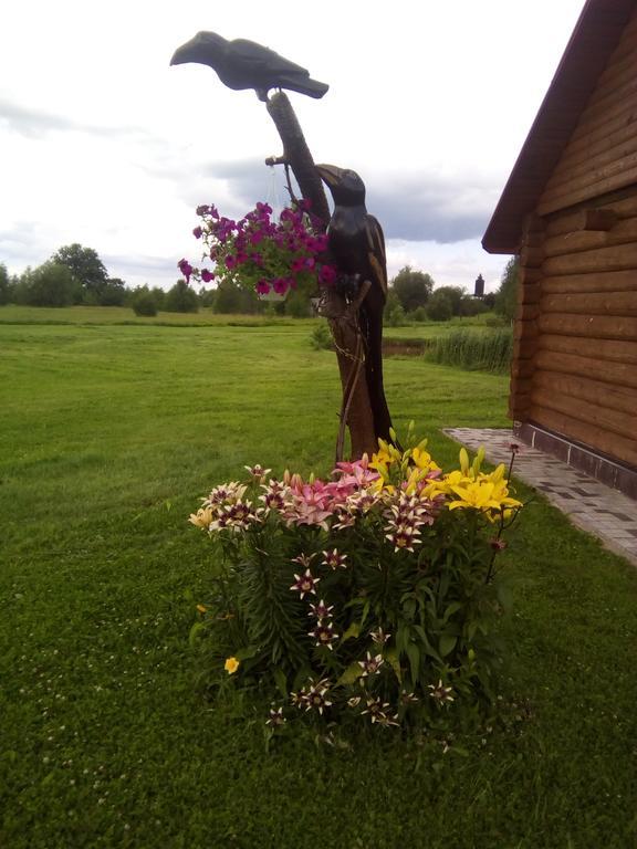 Lindiki Hotel Salaspils Buitenkant foto