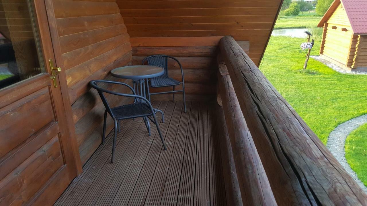 Lindiki Hotel Salaspils Buitenkant foto
